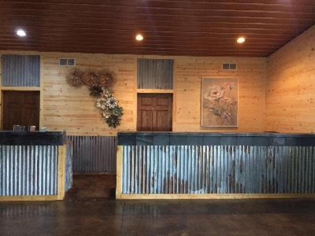 Lewistown Big Horse Inn And Suites מראה חיצוני תמונה